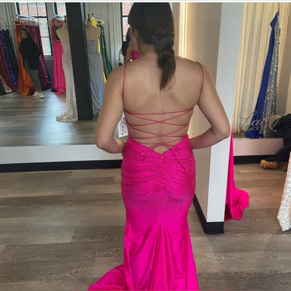 Lady Black tie prom dress like new! - Picture 2 of 5